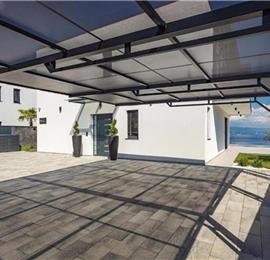 3 bedroom villa with infinity pool in Opatija, sleeps 6